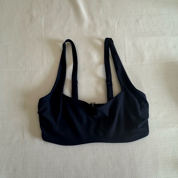 Navy Blue Athleta Surge Shorts + 2 Bikini 👙 Tops - Picture 4 of 9